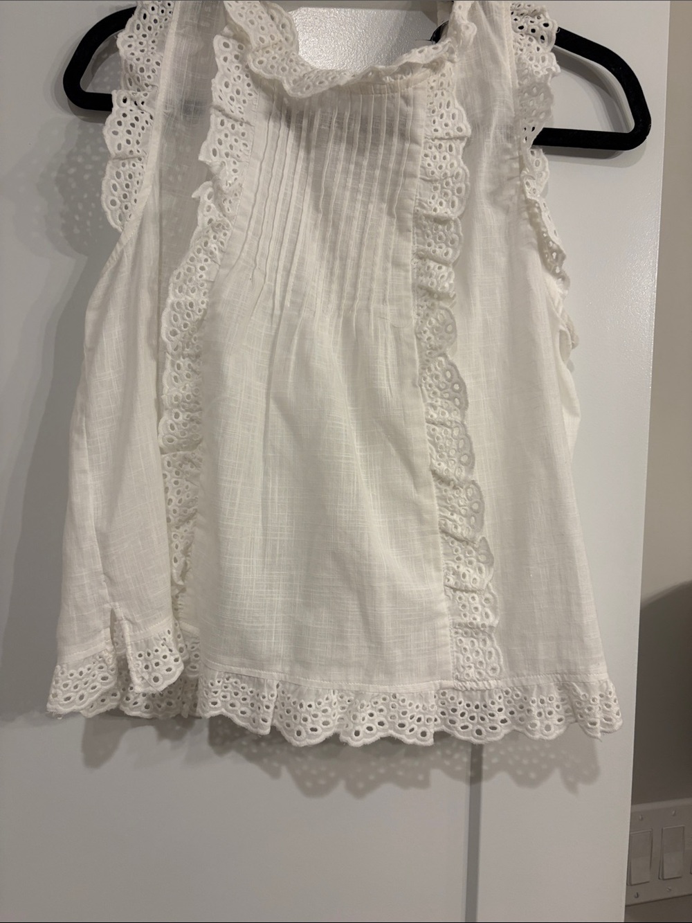 Ladies White Eyelet Ruffle Cotton top
